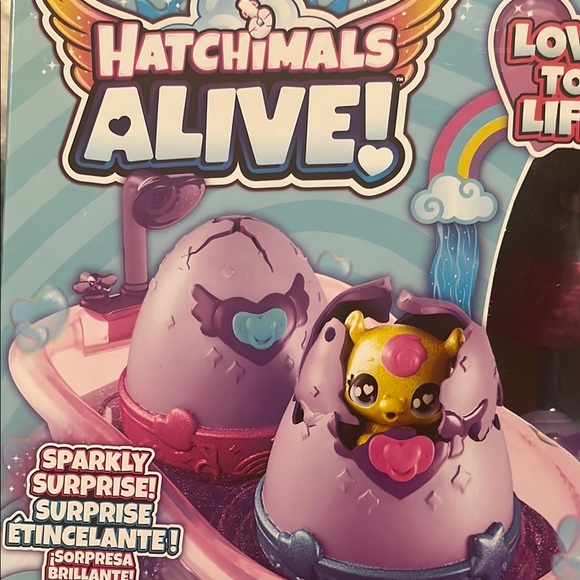 Interactive Pink and Purple Dolls with Expressive Features - Picture 6 of 6